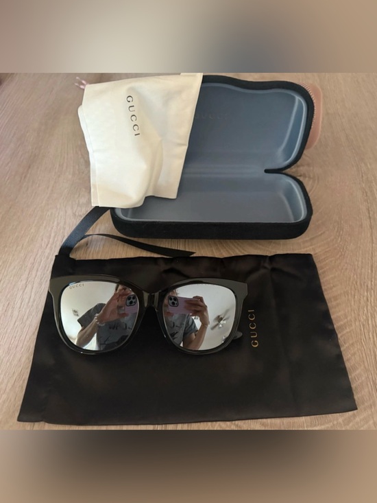 Gucci Other - Gucci Black Mirror Lens Cat-Eye Sunglasses